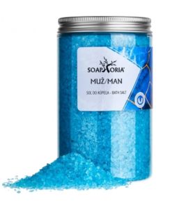 Večný fešák morská soľ kúpeľová - MUŽ, pre pánov s vysokým obsahom minerálov s mužskou arómou. Bez farbív, na prírodnej báze podporuje detoxikáciu.