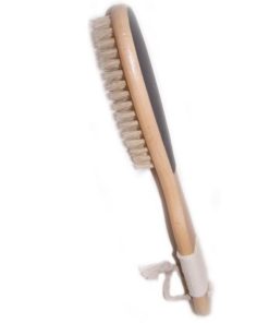 Masážna kefa s pilníkom a drevenou rúčkou pre masáž celého tela. Kefa je z prírodných štetín, vhodná i do sauny. Pilník slúži na ošetrenie chodidiel a päty