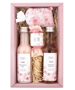 Darčeková kazeta Ruža Premium je prírodná darčeková kozmetika bez parabénov s príjemnou a jemnou vôňou ruže. Darček pre ženy a dievčatá