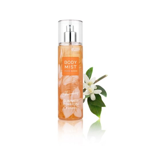 Orange Blossom Body Mist limitovaná letná edícia telového spreja s trblietkami. Kvetinovo - ovocná vôňa. Obsahuje 5 % vonných esencií.